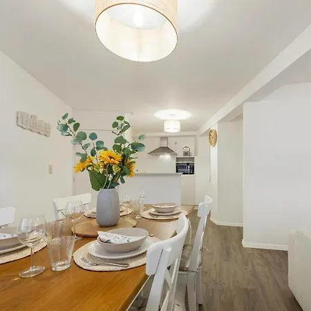 Casa Gardenia Met Garage Διαμέρισμα *