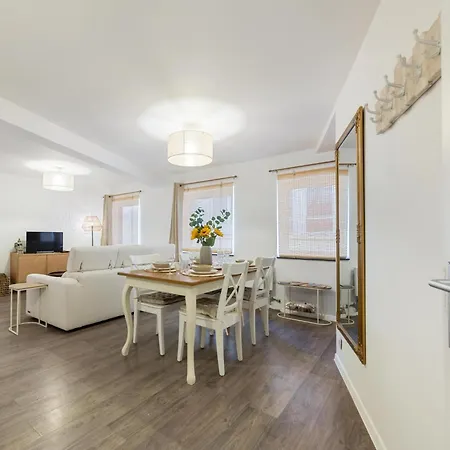 Διαμέρισμα Casa Gardenia Met Garage